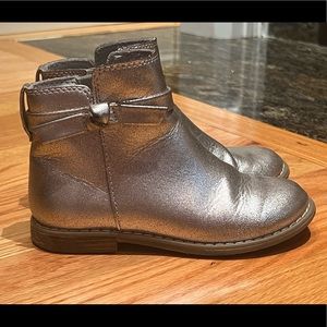 GAP girls metallic bootie